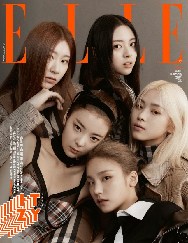 Màn mix đồ tạp chí gây thất vọng nhất trong năm được netizen Hàn trao cho stylist của ITZY ảnh 1