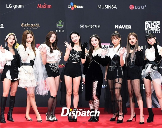 Thảm đỏ MAMA 2020: Vắng mặt BLACKPINK nhưng không nhóm nhạc nữ nào chiếm trọn spotlight ảnh 9