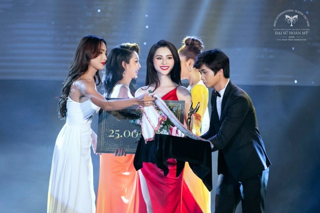 Đại Sứ Hoàn Mỹ 2020: Trân Đài chính thức đăng quang, Top 3 đúng như thông tin đã bị lộ ảnh 5