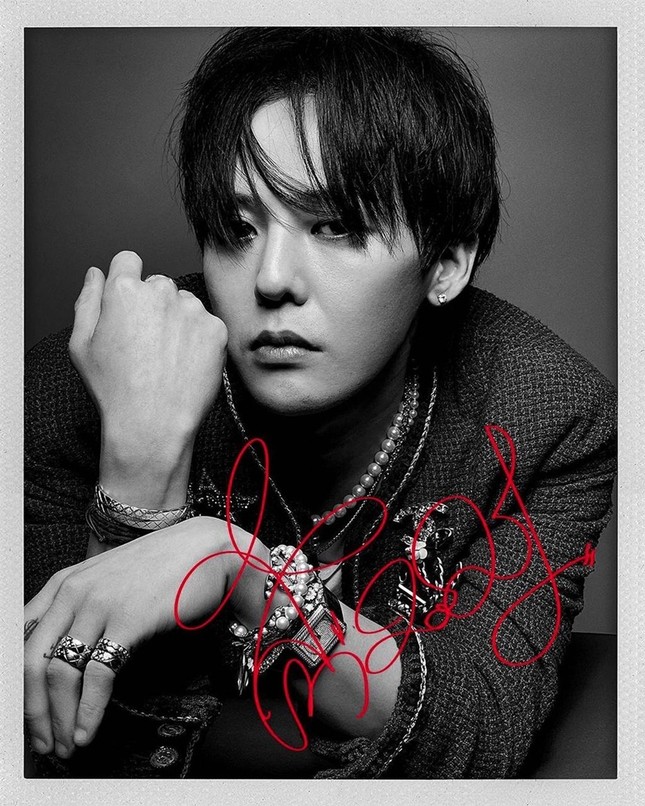 “Cặp đôi Chanel” G-Dragon & Jennie hút spotlight giữa dàn khách mời cho show diễn của hãng ảnh 3