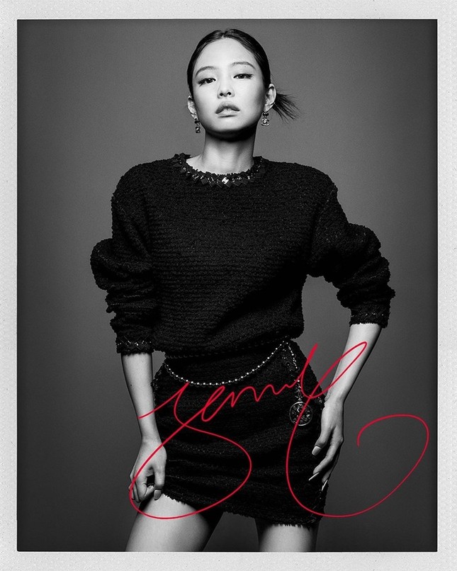 “Cặp đôi Chanel” G-Dragon & Jennie hút spotlight giữa dàn khách mời cho show diễn của hãng ảnh 2