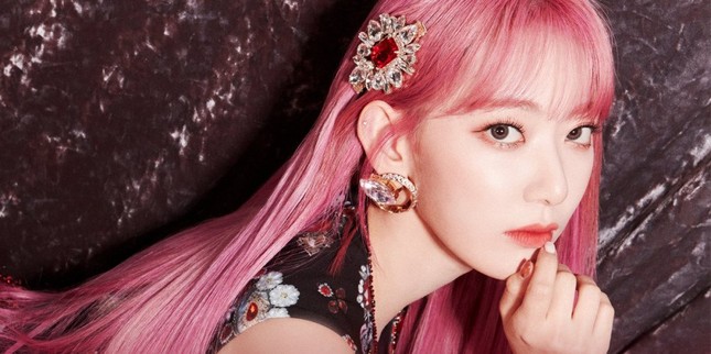Sau khi IZ*ONE tan rã, thành viên này của nhóm sẽ “về chung một nhà” với BTS? ảnh 2