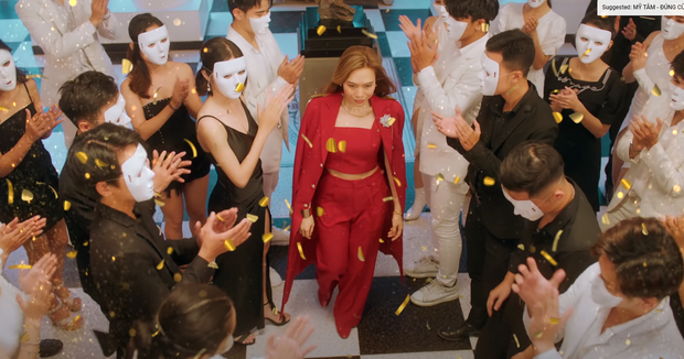 “Chốt đơn” V-Pop 2020, Mỹ Tâm gây bão với vũ đạo con vịt “Donald Style” trong MV mới ảnh 7