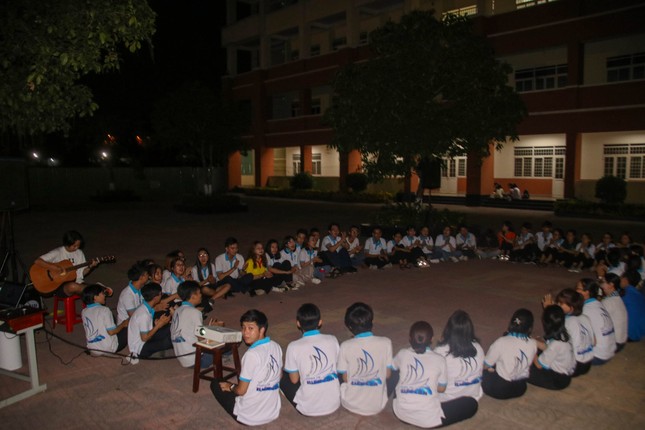 Sinh viên Nhân văn hào hứng tham gia chuỗi hoạt động kỷ niệm 90 năm thành lập Đoàn ảnh 3