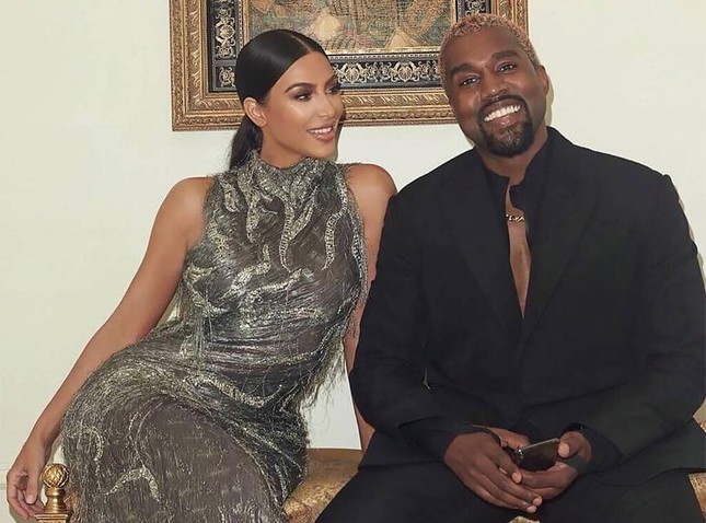 Kim Kardashian đệ đơn ly hôn Kanye West, “cung đàn vỡ đôi” sau 7 năm chung sống ảnh 1