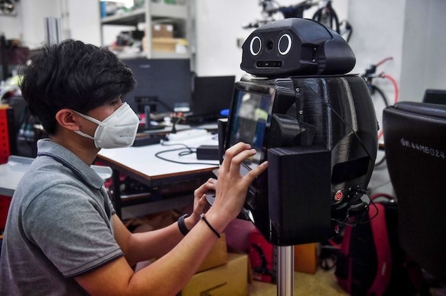 Thái Lan dùng robot ninja bảo vệ đội ngũ y bác sĩ trong cuộc chiến với Covid-19 ảnh 1