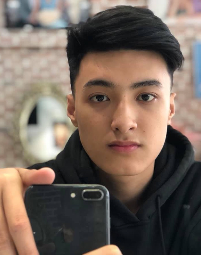 Xuất hiện hotboy “thanh xuân vườn trường” có nụ cười tỏa nắng khiến bao con tim tan chảy ảnh 5
