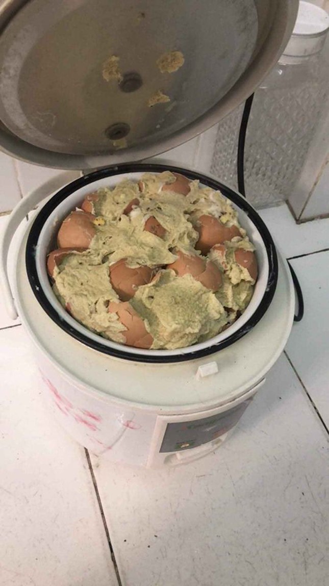 Loạt món ăn “quắn quéo” lên ngôi trong mùa dịch khi dân tình “tấn công” gian bếp ảnh 4