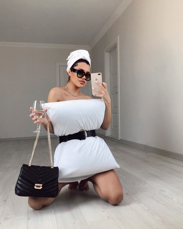 Trào lưu siêu hot “thổi bay buồn chán” mùa dịch bệnh: Dùng gối ngủ... làm váy! ảnh 10