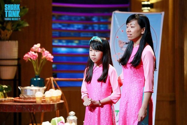 Sau 3 năm nổi tiếng, “bé Bống bán chè bưởi” đã dậy thì thành công, ra dáng thiếu nữ ảnh 1