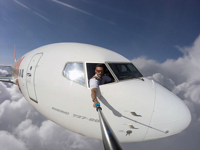 Anh phi công “selfie” trên bầu trời lên tiếng về bức ảnh gây tranh cãi ảnh 2