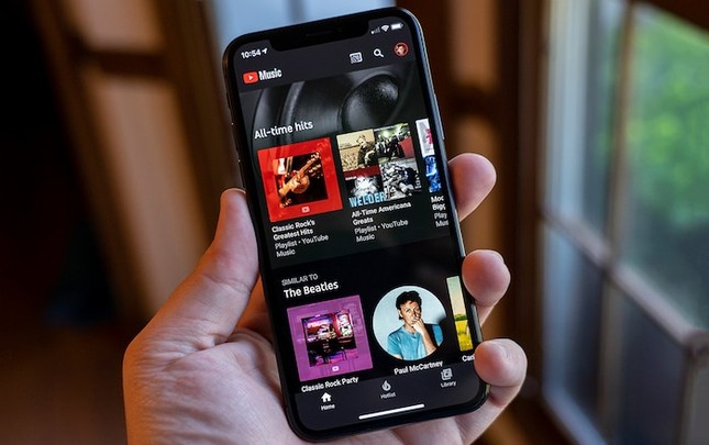 Mách bạn cách nghe nhạc trên YouTube khi đã tắt màn hình điện thoại ảnh 1