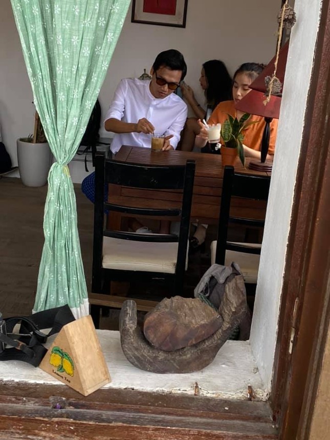 Couple “mặn” nhất “Nhà trọ Balanha” lộ ảnh thân thiết, dân mạng nghi “phim giả tình thật“? ảnh 2