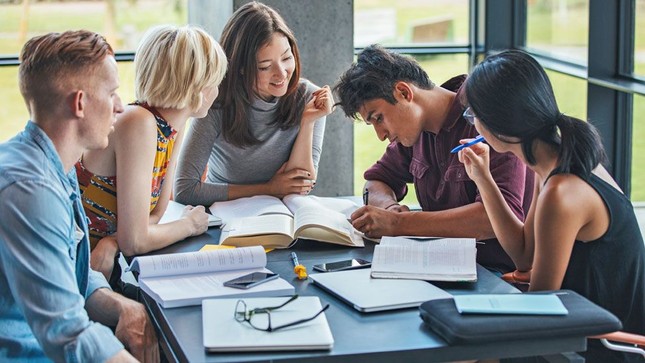 Cân nhắc đủ 5 bước này, teen 2K2 sẽ chọn được ngành học phù hợp tại trường Đại học ảnh 2