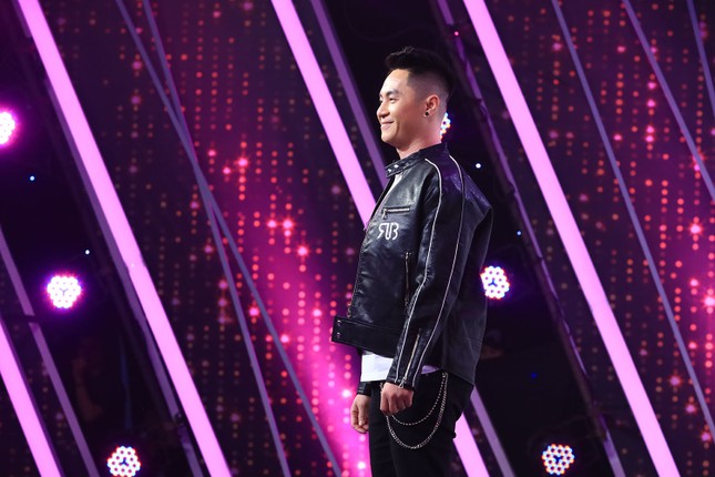 Cú “lật bàn” bất ngờ của tập 9 “Người Ấy Là Ai“: 5 chàng trai không ai còn độc thân! ảnh 1