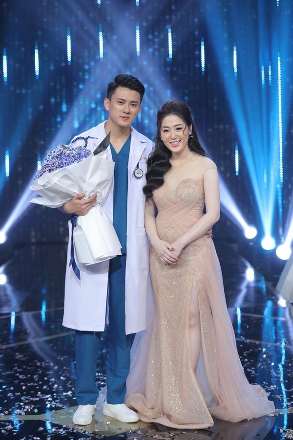 Nữ chính Thanh Tâm đi chơi với dàn trai đẹp Người Ấy Là Ai nhưng lại vắng mặt nhân vật này ảnh 1