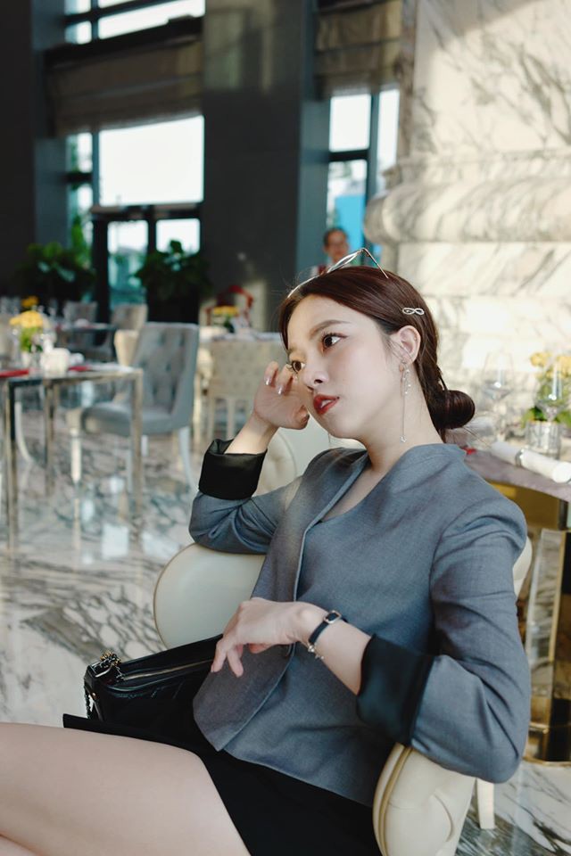 Lộ diện bạn gái xinh đẹp của anh chàng “xanh lá” Tống Đông Khuê “Người Ấy Là Ai” tập 9 ảnh 7