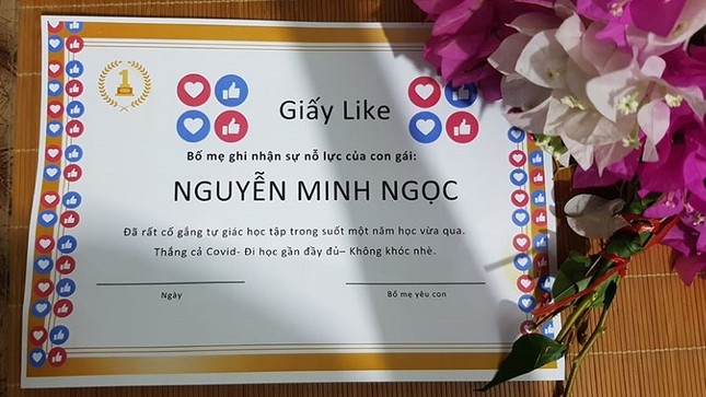 Phụ huynh sáng tạo “giấy like” thay giấy khen động viên con gây “bão” mạng xã hội ảnh 1