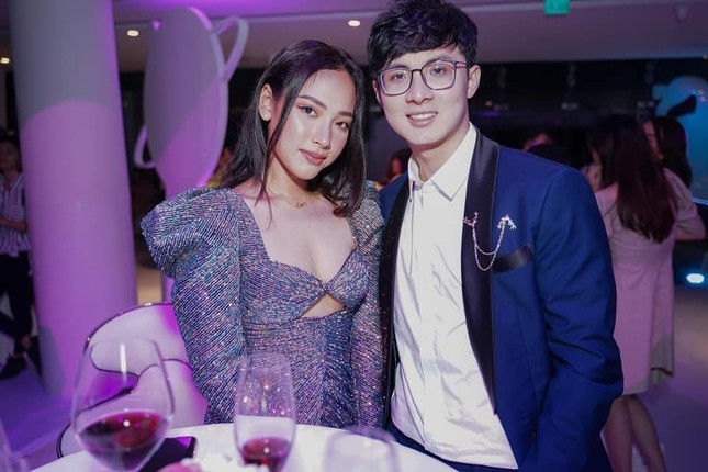 Cặp đôi “Người Ấy Là Ai” Cara - NoWay thông báo hủy mọi lịch trình, tự cách ly 14 ngày ảnh 1