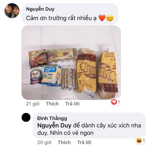 Một trường Cao đẳng tại Đà Nẵng tặng hàng trăm suất quà cứu trợ tới tận tay sinh viên ảnh 4