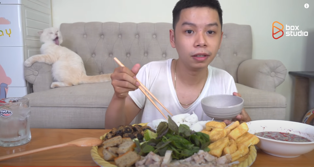 Streamer trở thành Food Reviewer: Xu hướng mới dành cho người đam mê game trót yêu ẩm thực ảnh 5