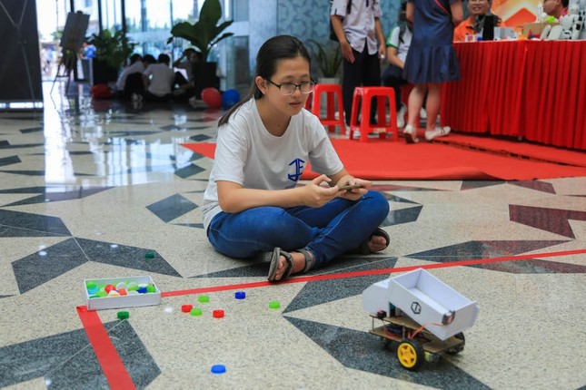 Giáo sư Ngô Bảo Châu: “Muốn học Toán giỏi cần nắm kĩ những bài Toán cơ bản“ ảnh 9
