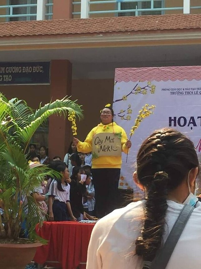 Khi hội teen trổ tài làm “diễn viên“: Hóa thân thành hòn đá, dòng sông đến cả cột điện ảnh 2