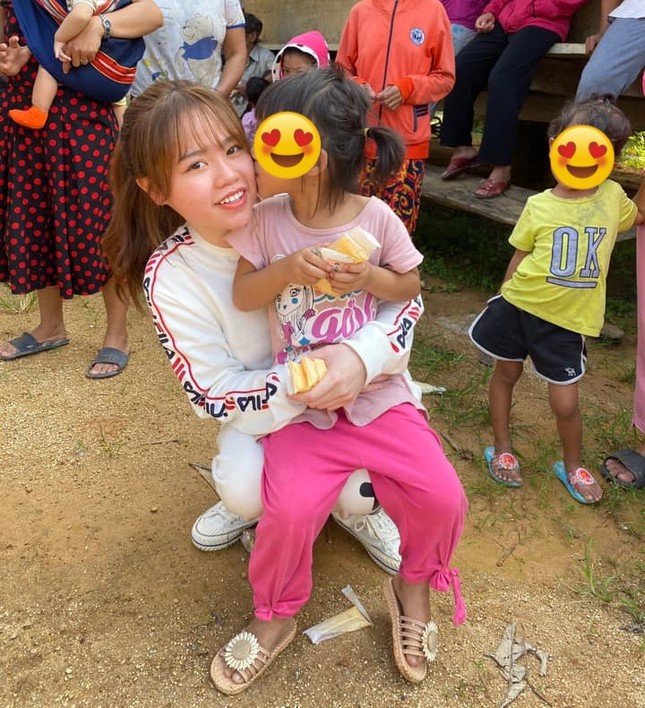 Bạn gái cũ của cầu thủ Quang Hải lần đầu xuất hiện sau lùm xùm bị tố là “Tuesday“ ảnh 1