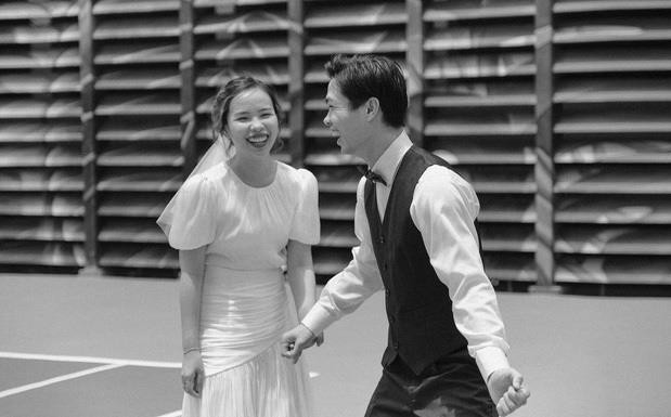 Ngắm bộ ảnh cưới ngập tràn hạnh phúc của cặp đôi Công Phượng và Viên Minh ảnh 4