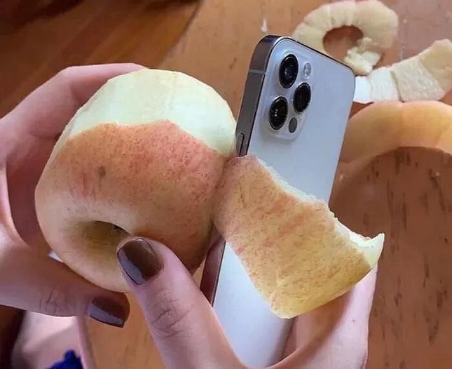 Viền iPhone 12 sắc đến mức có thể gọt táo, làm đứt tay người dùng, thực hư là thế nào? ảnh 2
