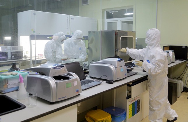 Xuất hiện 2 ca COVID-19 mới trong cộng đồng, toàn bộ HS-SV tỉnh Quảng Ninh nghỉ học khẩn ảnh 2