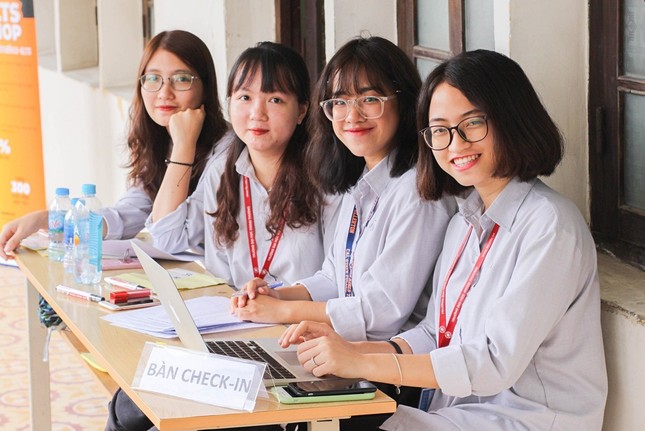 ĐH Quốc gia Hà Nội công bố đề thi tham khảo Kỳ thi đánh giá năng lực học sinh THPT 2021 ảnh 2