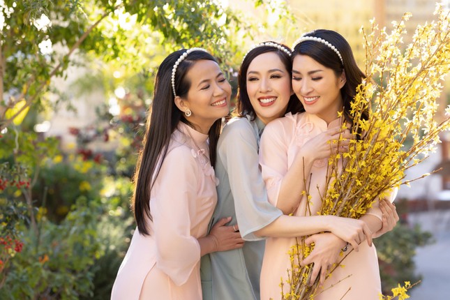 Ca sỹ Nguyễn Hồng Nhung bật mí về biệt thự mới tậu và cái tết đầu tiên trên đất Mỹ ảnh 3