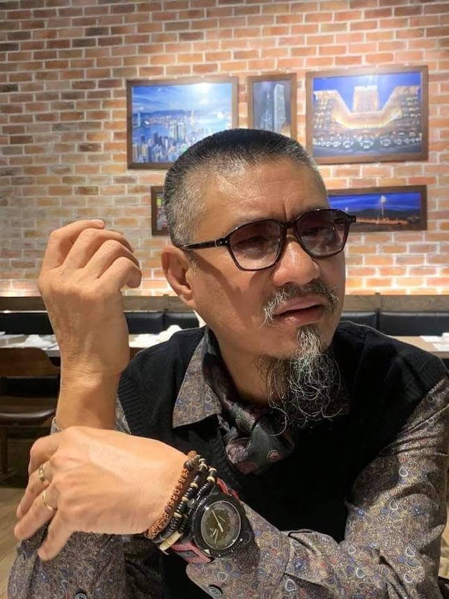 Họa sỹ Đào Hải Phong: 'Chia tay' đồ hiệu đã 10 năm nay ảnh 1