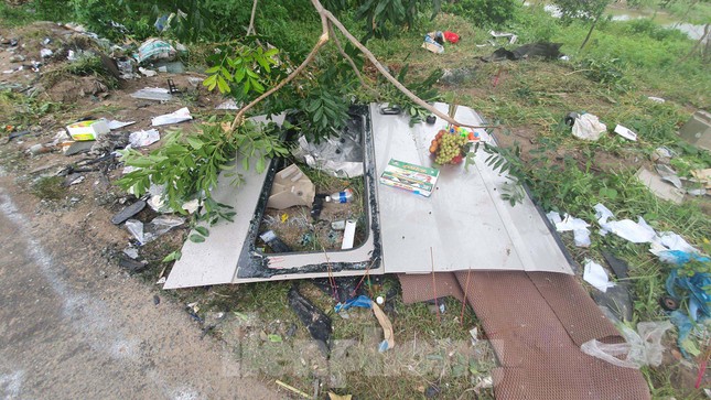 Nỗi đau mất con trong vụ 'đấu đầu' xe khiến 8 người chết ảnh 2