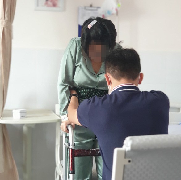 Sở Y tế TPHCM vào cuộc vụ sản phụ liệt nửa người sau sinh ảnh 1