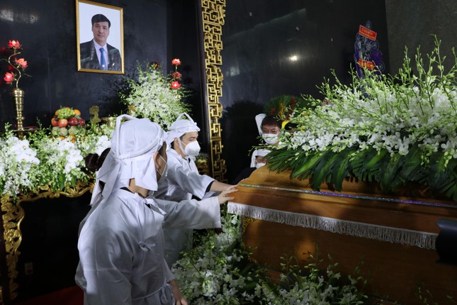 Hình ảnh lễ truy điệu Phó Chủ tịch Thường trực UBND TPHCM Lê Hòa Bình ảnh 9