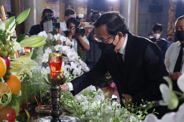 Hình ảnh lễ truy điệu Phó Chủ tịch Thường trực UBND TPHCM Lê Hòa Bình ảnh 7