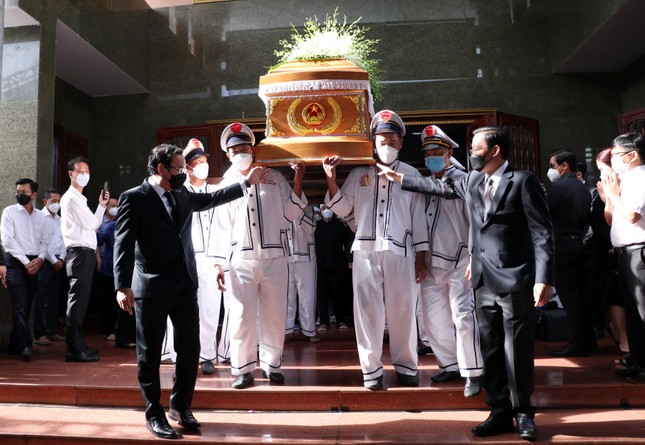 Hình ảnh lễ truy điệu Phó Chủ tịch Thường trực UBND TPHCM Lê Hòa Bình ảnh 13
