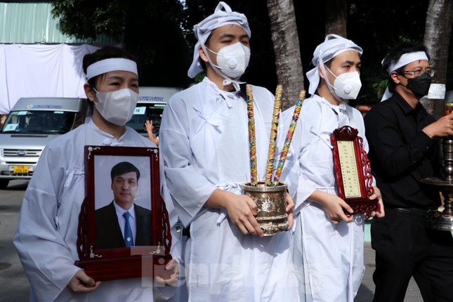 Hình ảnh lễ truy điệu Phó Chủ tịch Thường trực UBND TPHCM Lê Hòa Bình ảnh 14