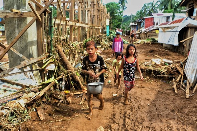 40 người chết, 35 người mất tích vì bão ở Philippines ảnh 2