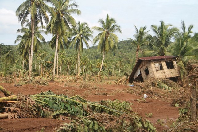 40 người chết, 35 người mất tích vì bão ở Philippines ảnh 1