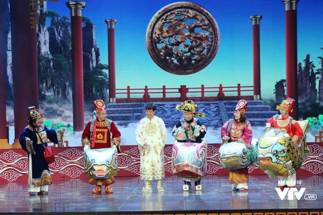 Các Táo lộ diện trong buổi ghi hình đầu tiên Táo Quân 2018 ảnh 2