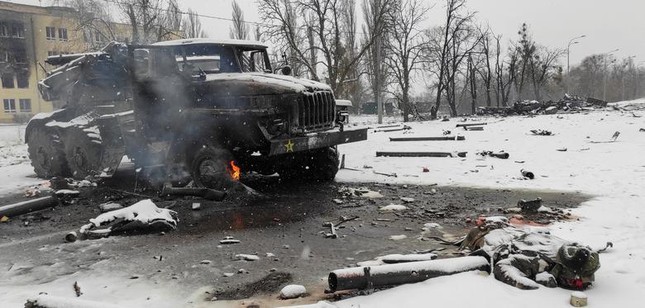 Tận thấy dàn xe quân sự được cho là của Nga bị phá huỷ trong chiến dịch ở Ukraine ảnh 7