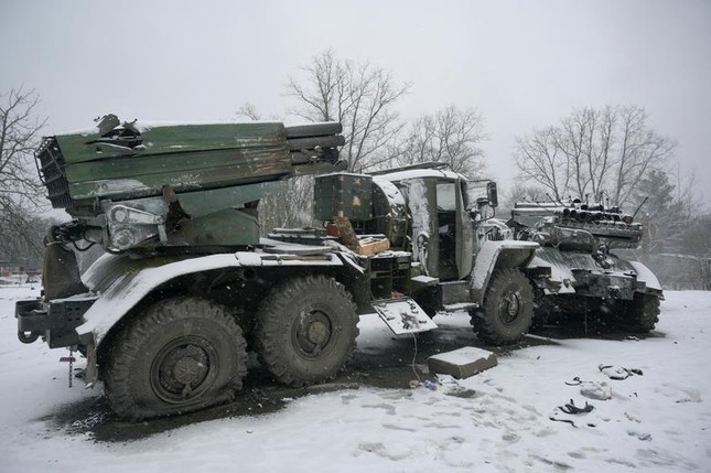 Tận thấy dàn xe quân sự được cho là của Nga bị phá huỷ trong chiến dịch ở Ukraine ảnh 8