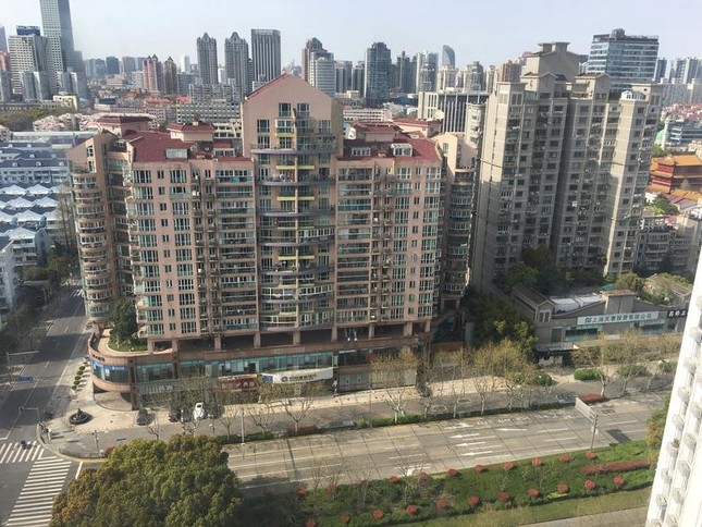 Thành phố Thượng Hải mở rộng phong toả vì số ca COVID-19 tăng mạnh ảnh 7
