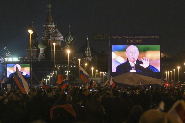 Tổng thống Putin phát biểu tại sự kiện chào mừng 4 vùng lãnh thổ mới sáp nhập Nga ảnh 4
