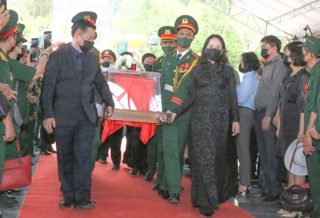 Bình Định: Truy điệu 60 liệt sĩ hy sinh tại đồi Xuân Sơn ảnh 1