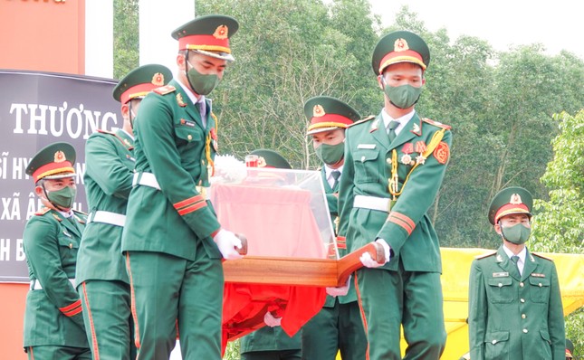 Bình Định: Truy điệu 60 liệt sĩ hy sinh tại đồi Xuân Sơn ảnh 6