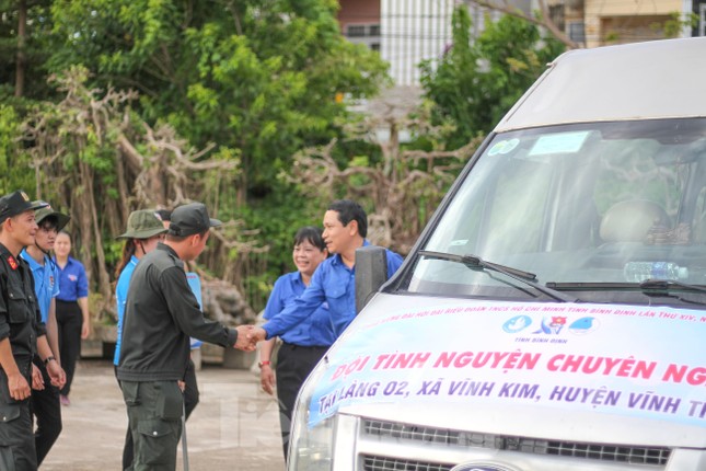 Tuổi trẻ Bình Định ra quân 5 đội TNTN chuyên ngành hỗ trợ các địa phương đặc biệt khó khăn ảnh 4